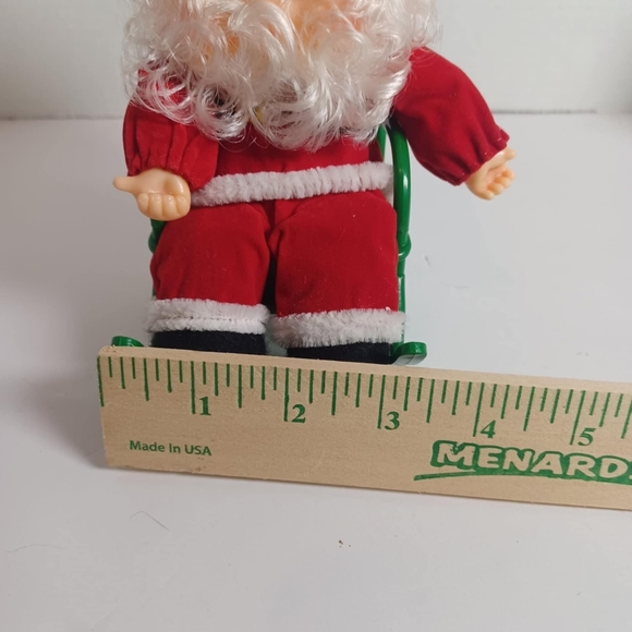 Vtg Rocking Music & Santa Nodding Head in Rocking Chair Christmas Decoration - Picture 2 of 6
